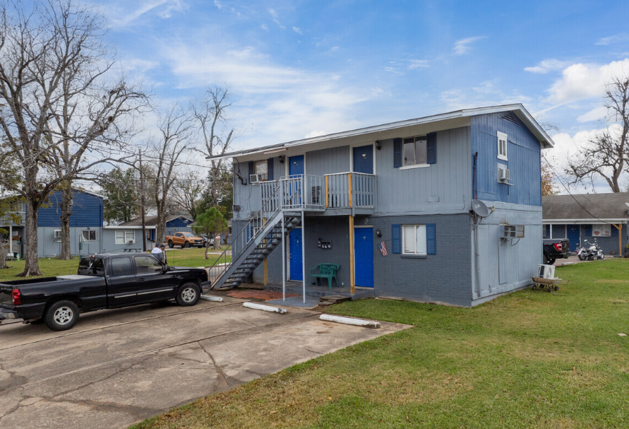 Spooner Apartments